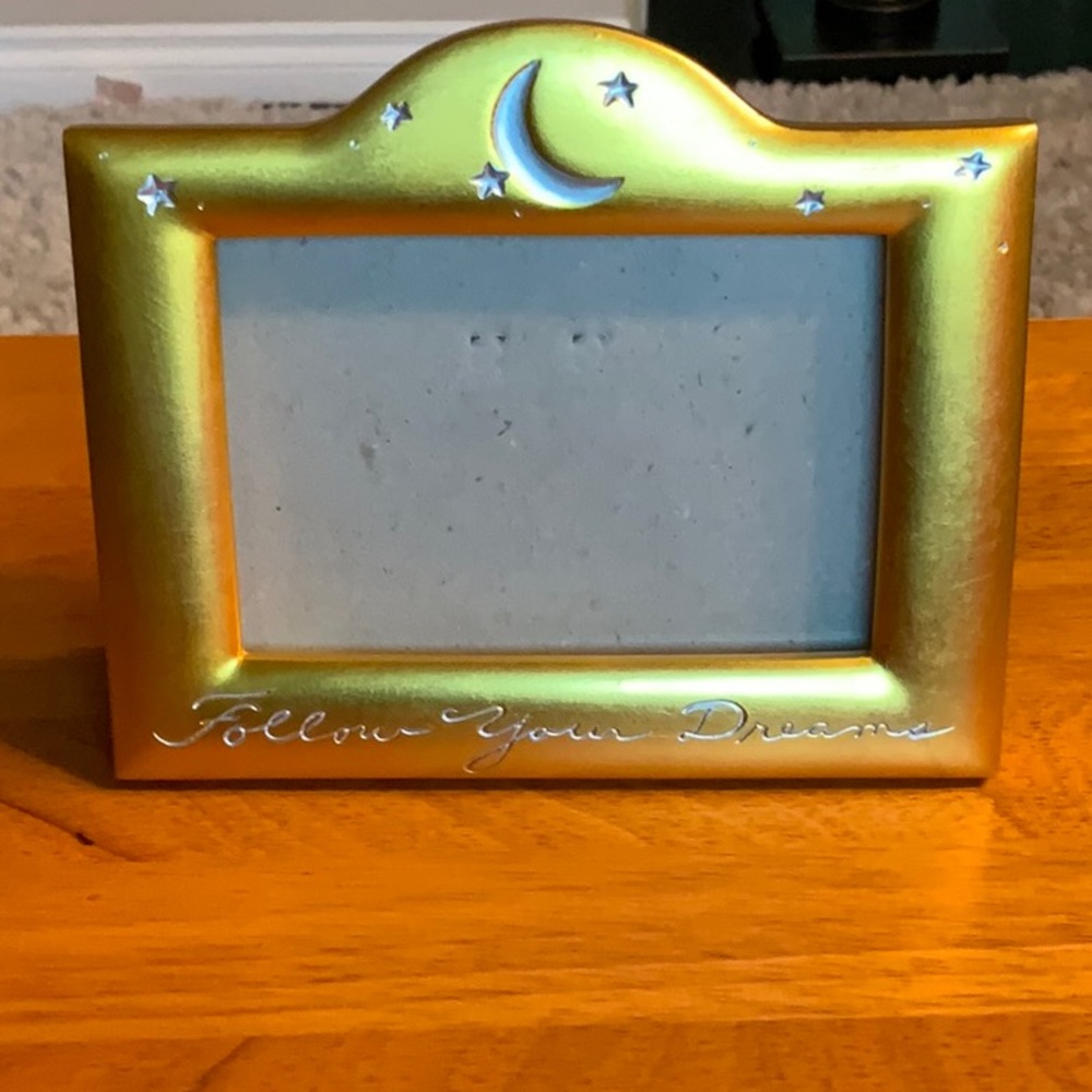 Follow Your Dreams 3x5 Frame💫💫